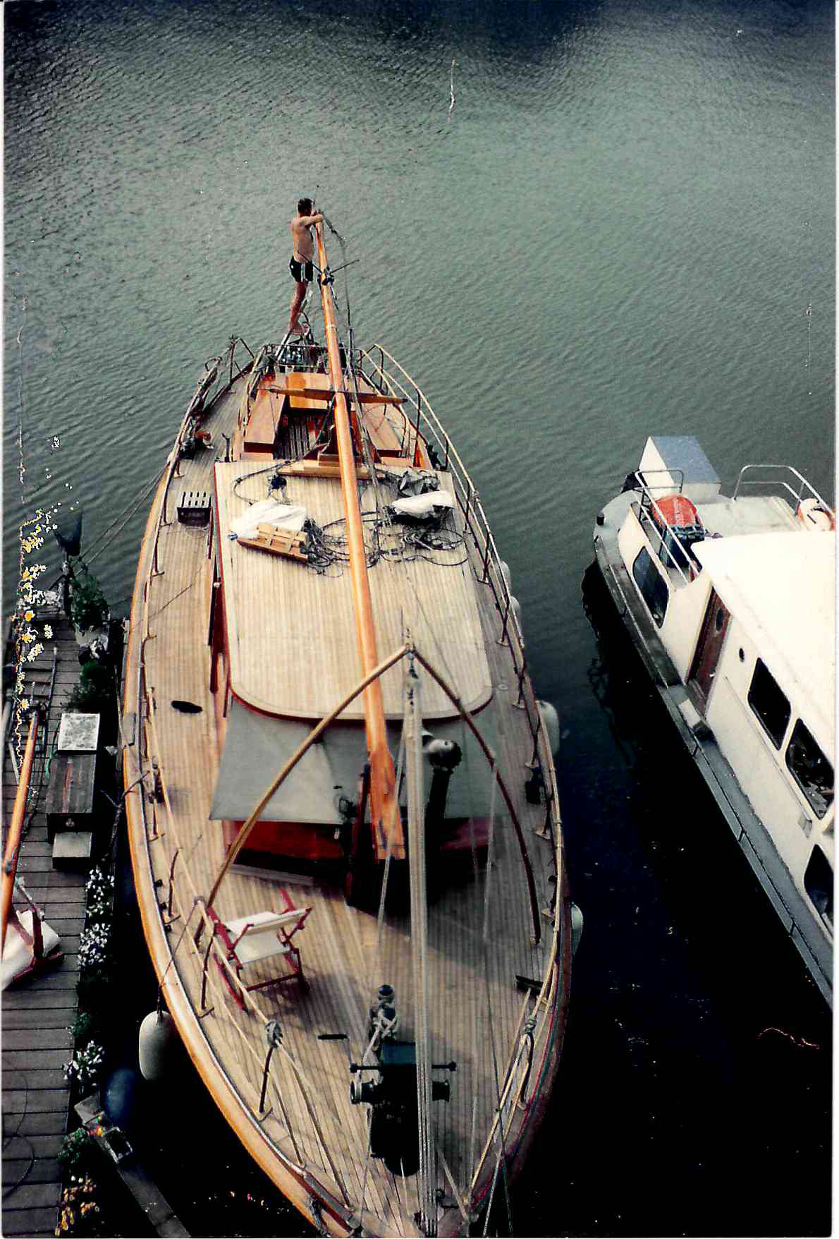 PASSAT I - Mastaufstellhilfe